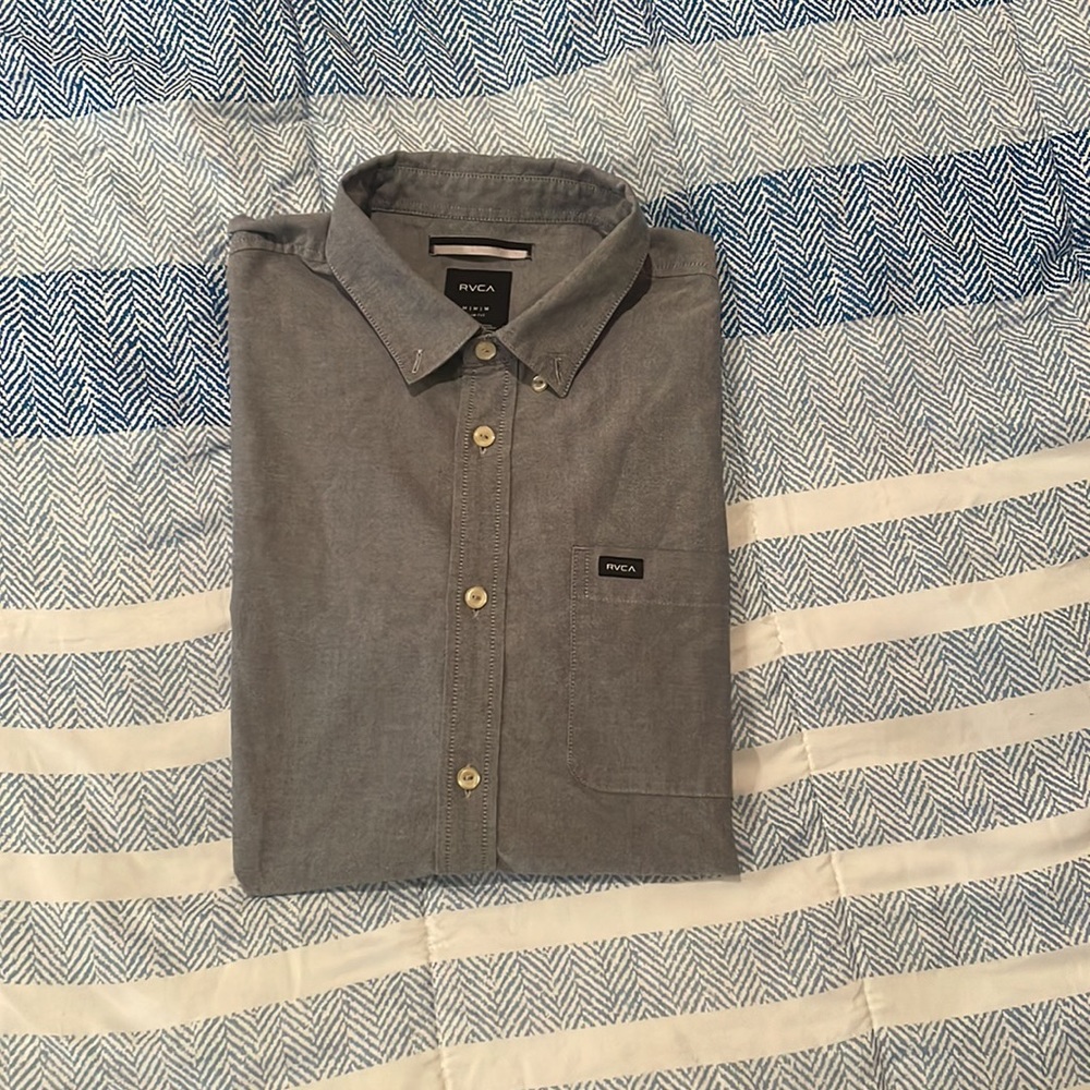 Grey RVCA button down - Picture 3 of 3